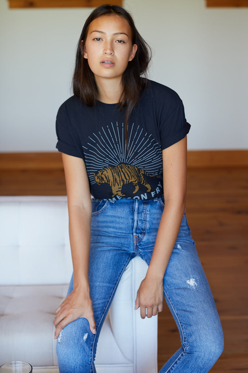 Tiger Tee - Smoke