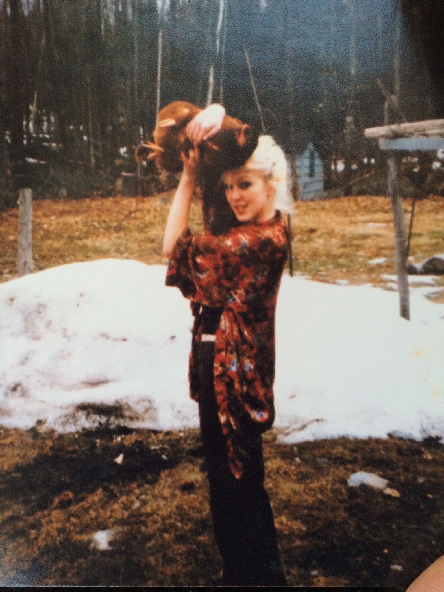 girl with chicken