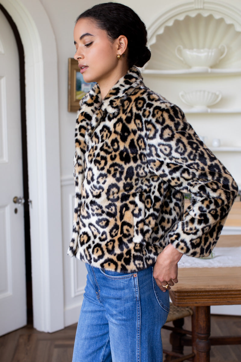 Short 60s Coat - Leopard Fur