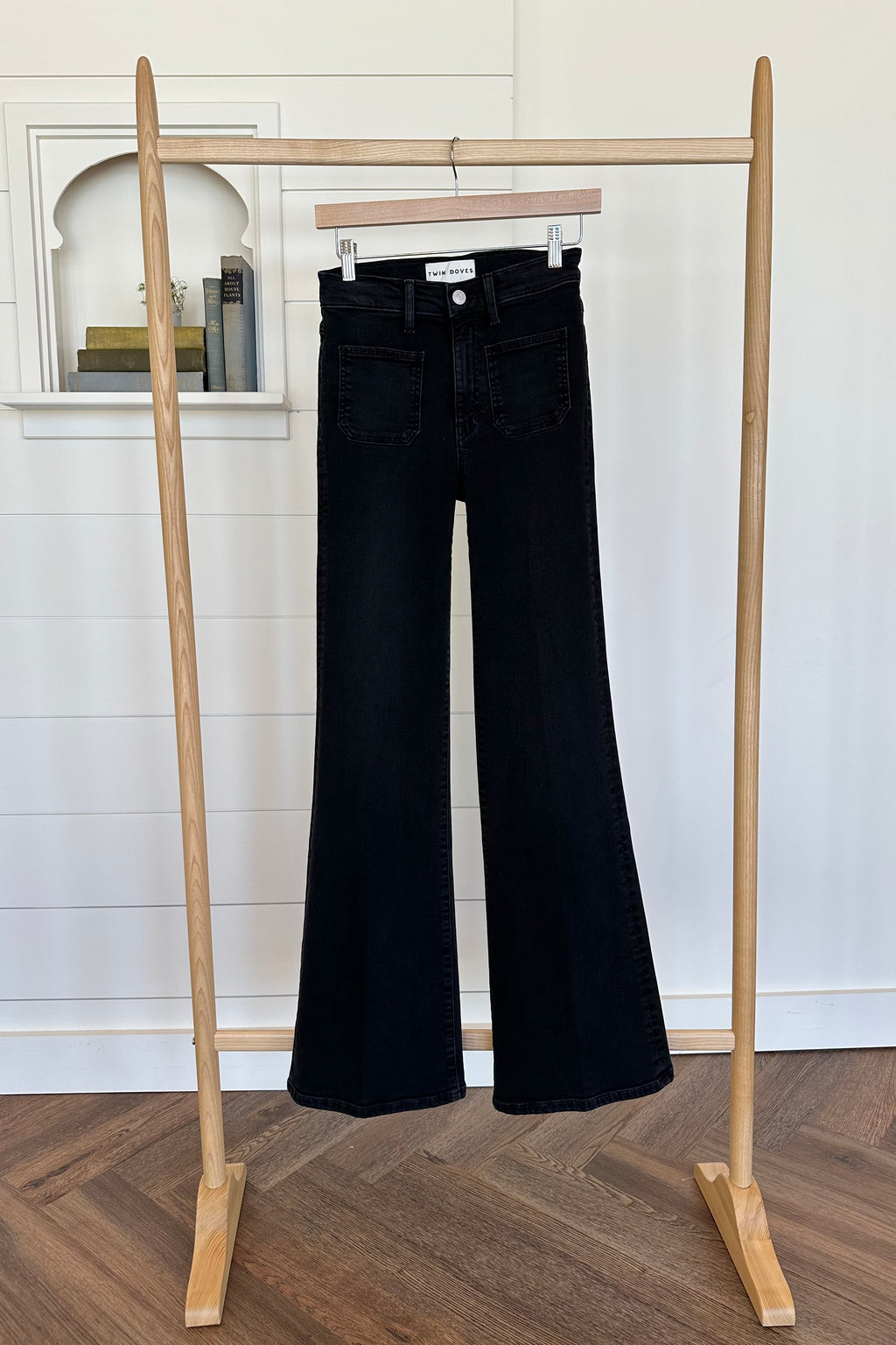 Treasure Bell - Onyx Wash