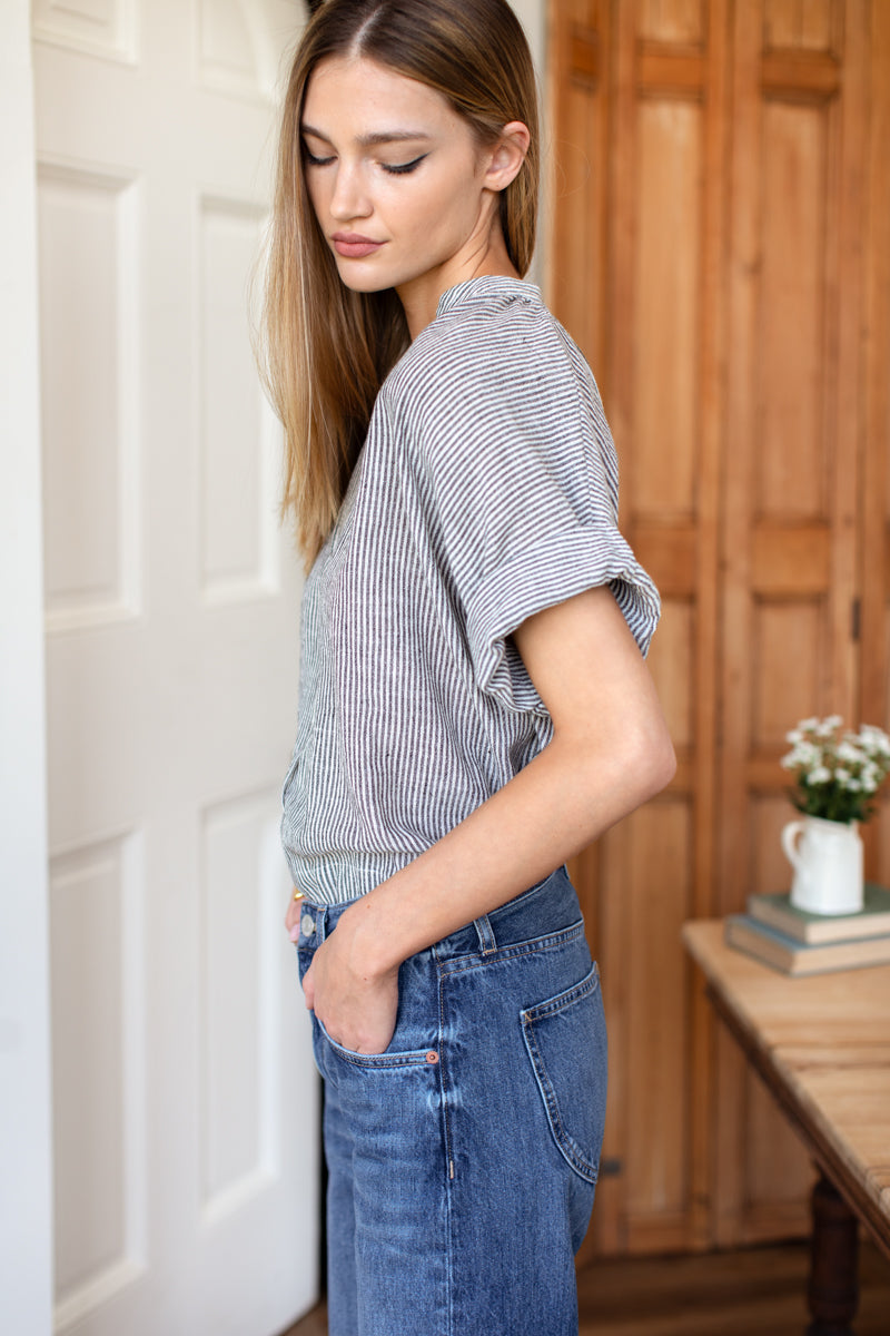 Artist Buttondown - Charcoal Stripe