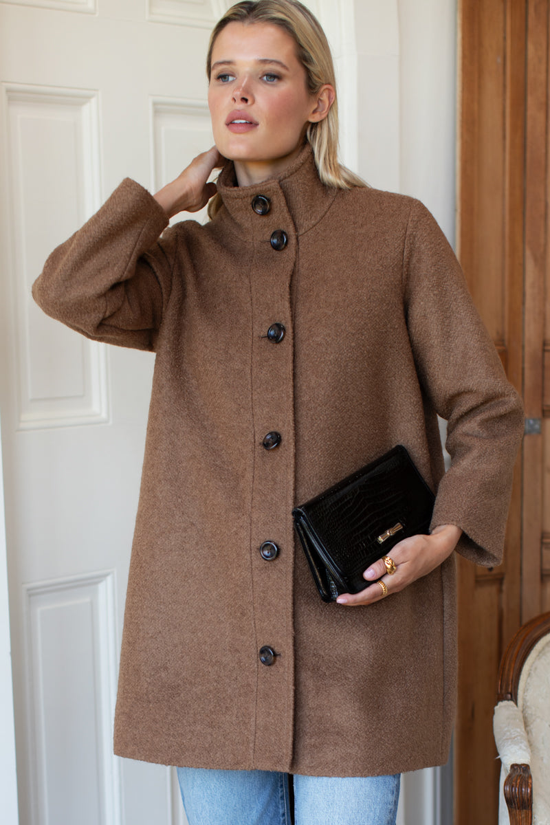 Cozy Coat - Camel Boucle