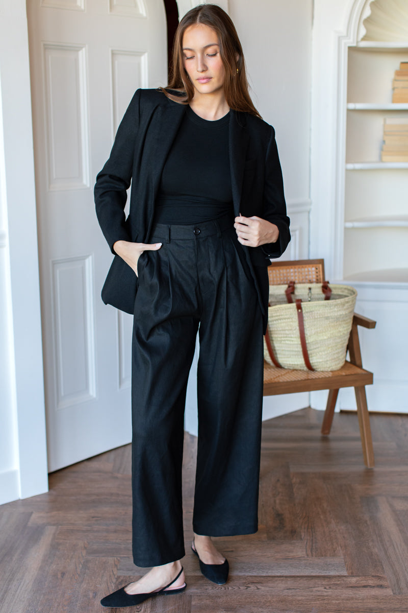 Essential Pleated Pant - Black