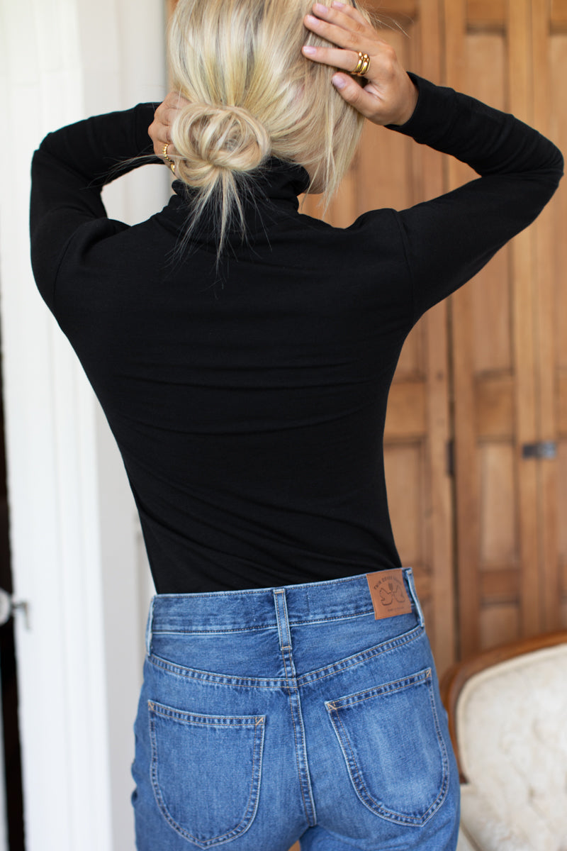 Little Turtleneck - Black Organic