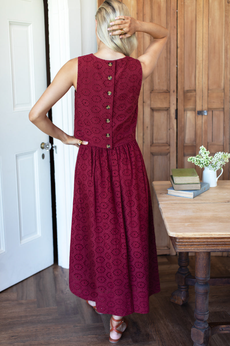 Wide Hem Skirt - Rouge Eyelet