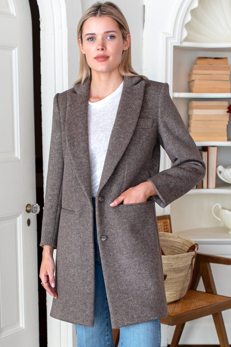 Wingtip Coat - Dark Truffle Wool