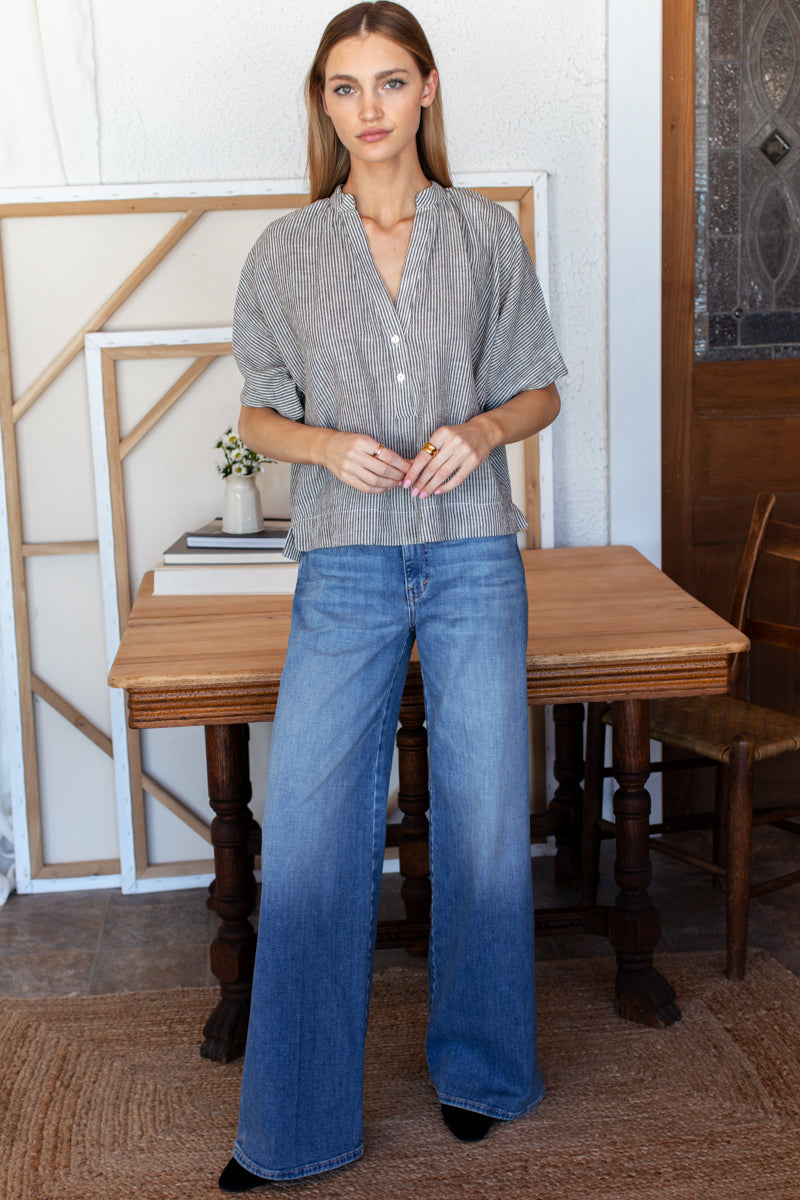 Artist Buttondown - Charcoal Stripe