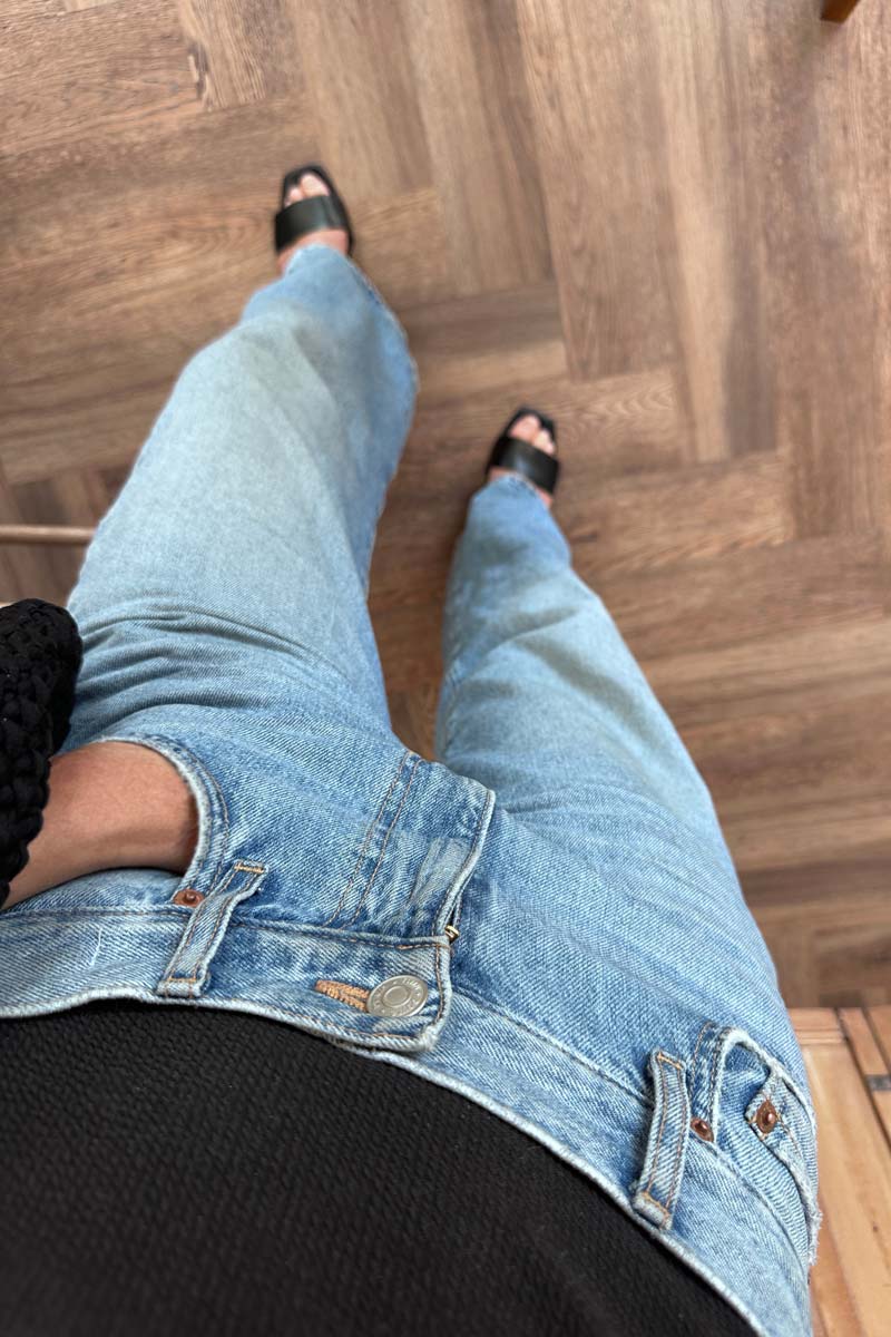 Relaxed Straight Leg - Vintage Indigo