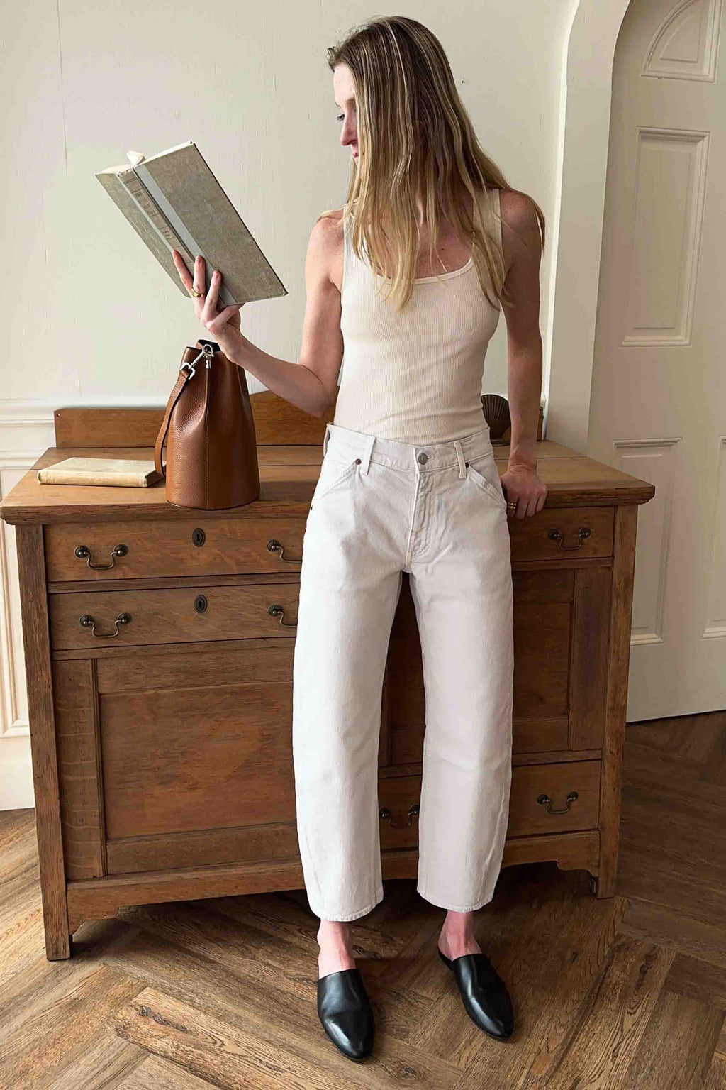The Barrel Jean - Antique White