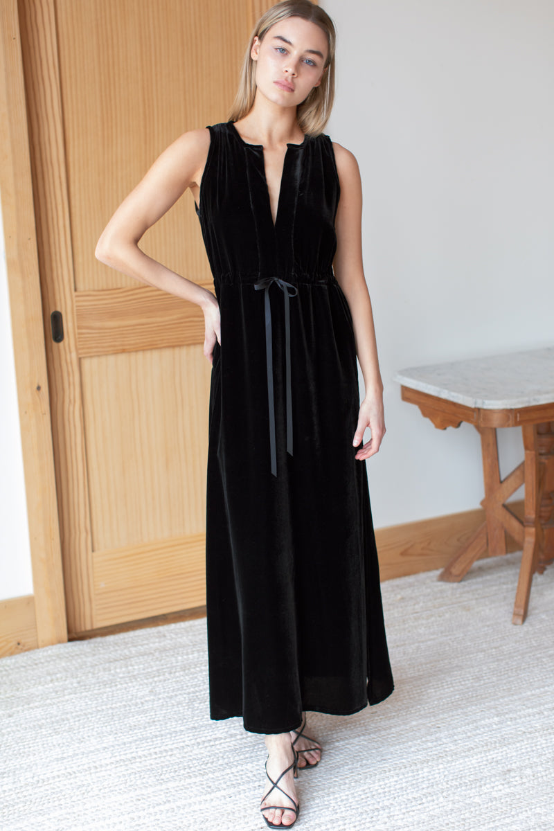 Grecian Keyhole Dress - Black Velvet