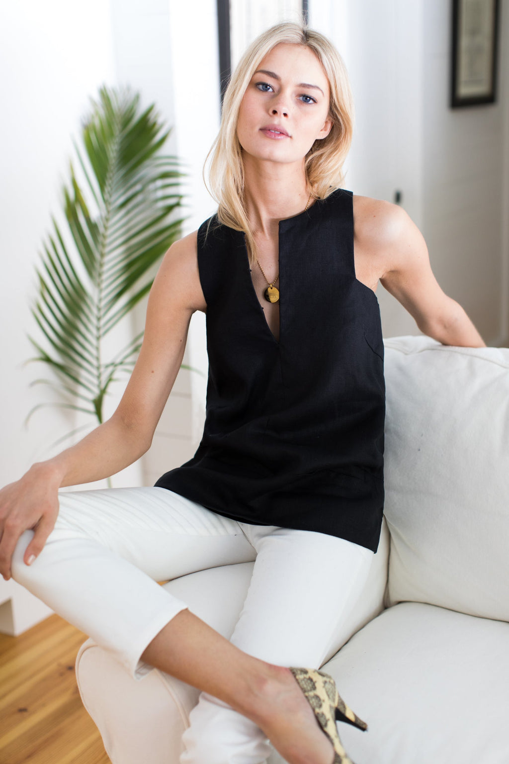 A Line Mod Top - Black Linen