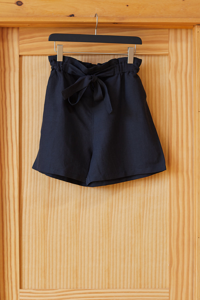 Island Shorts - Black