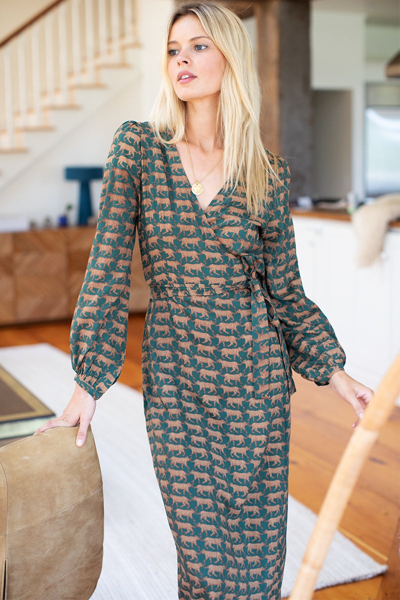 Bishop Sleeve Dress - Dark Green Cheetah