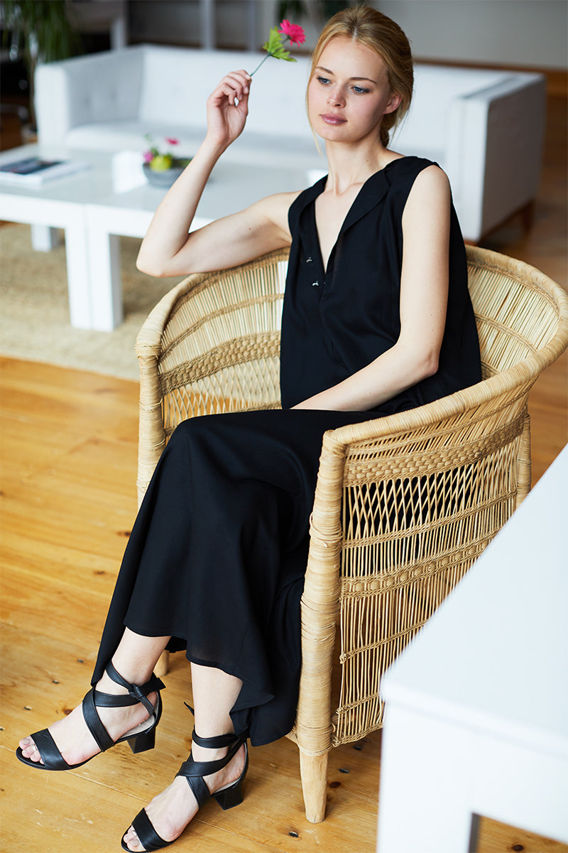 Sleeveless Caftan – Black